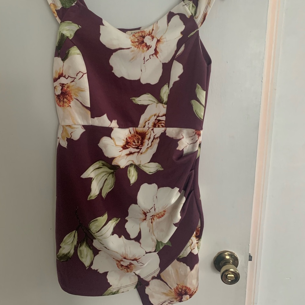Beach dress cover up with Hawaiian floral print NWOT